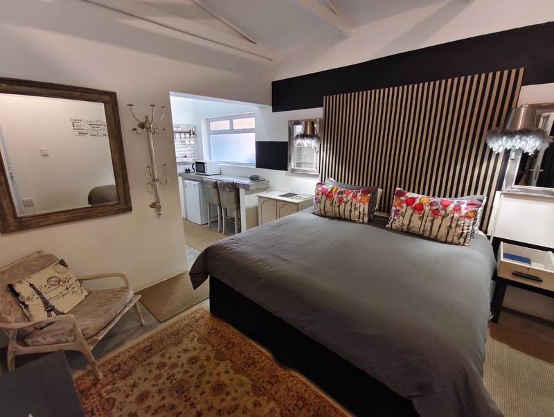 10 Bedroom Property for Sale in Parys Free State